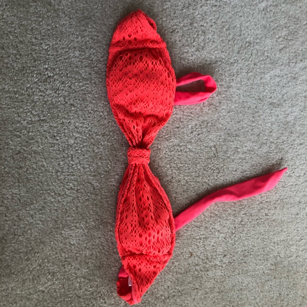 Bandeau coral bikini top